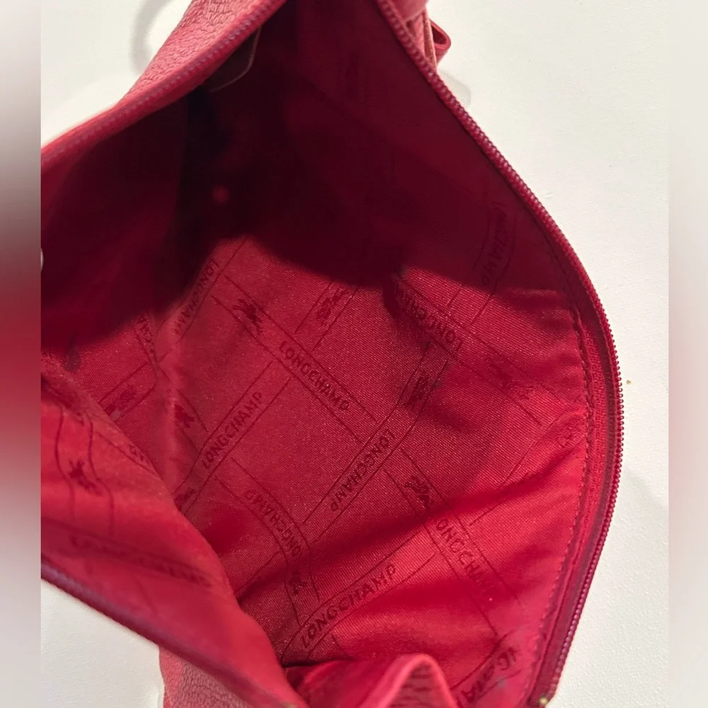 Longchamp Red Pebbled Leather Zip Wristlet Clutch Gold Logo - Picture 6 of 7